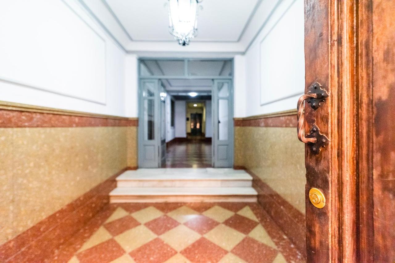 Wekey Homes San Miguel Con Patio, Centro Ciudad Grenada Zewnętrze zdjęcie